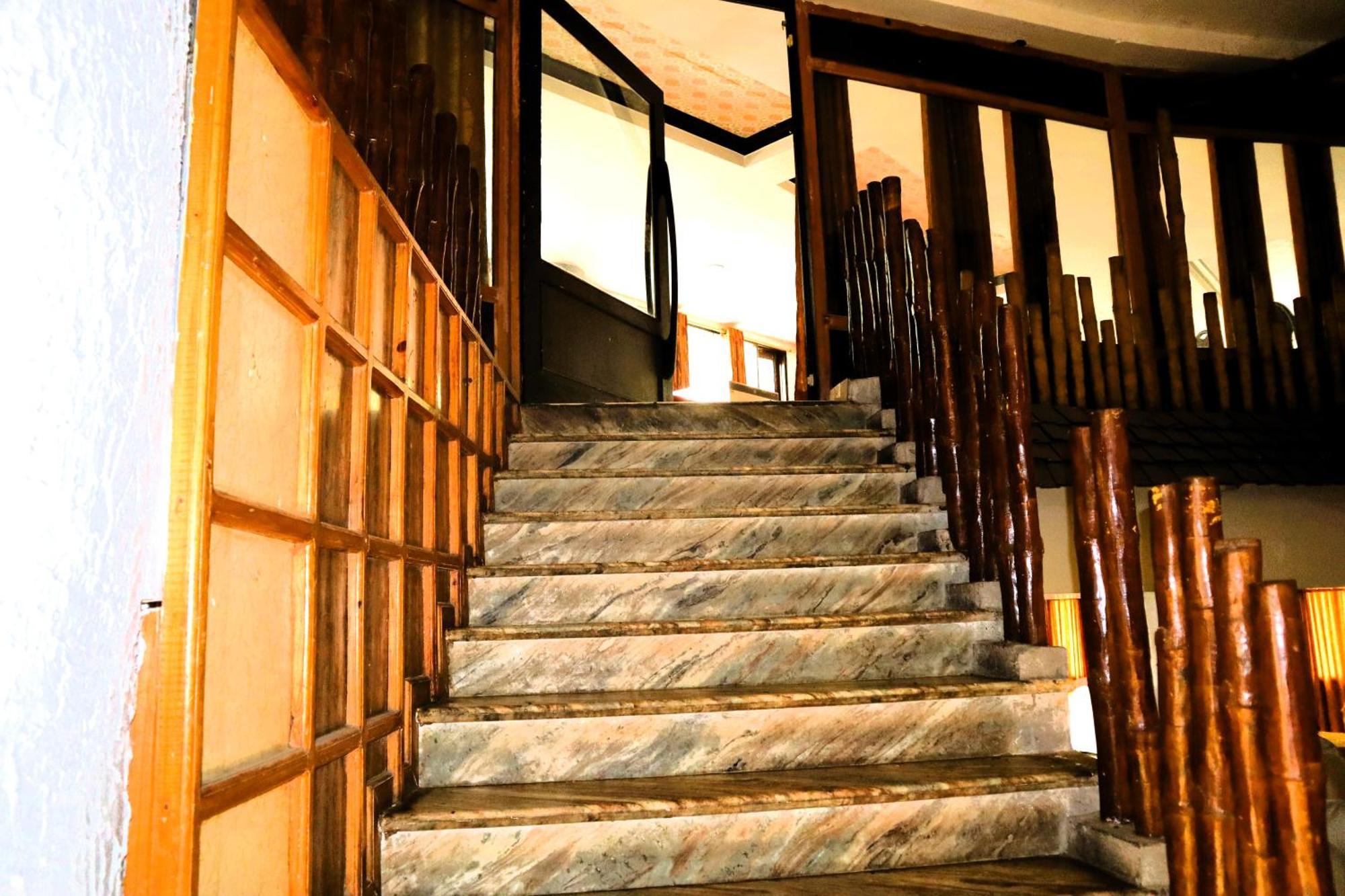 Hotel River Bank Mandi Zewnętrze zdjęcie